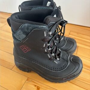 Columbia Kids Black and Gray Snow Boots